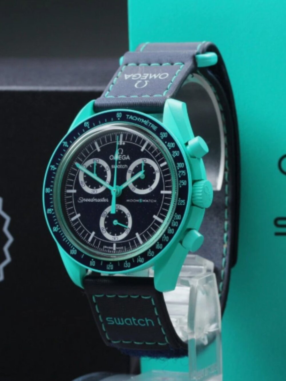 OMEGA Mission on Earth Polar Lights SO33L103 Quartz Men's watch